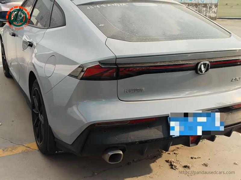 Changan Changan UNI-V 2023 1.5T Premium Edition