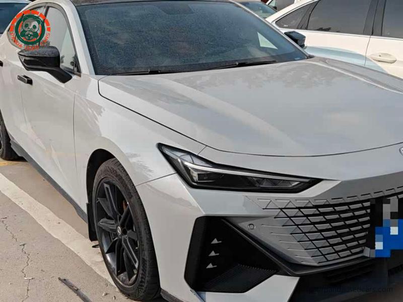 Changan Changan UNI-V 2023 1.5T Premium Edition