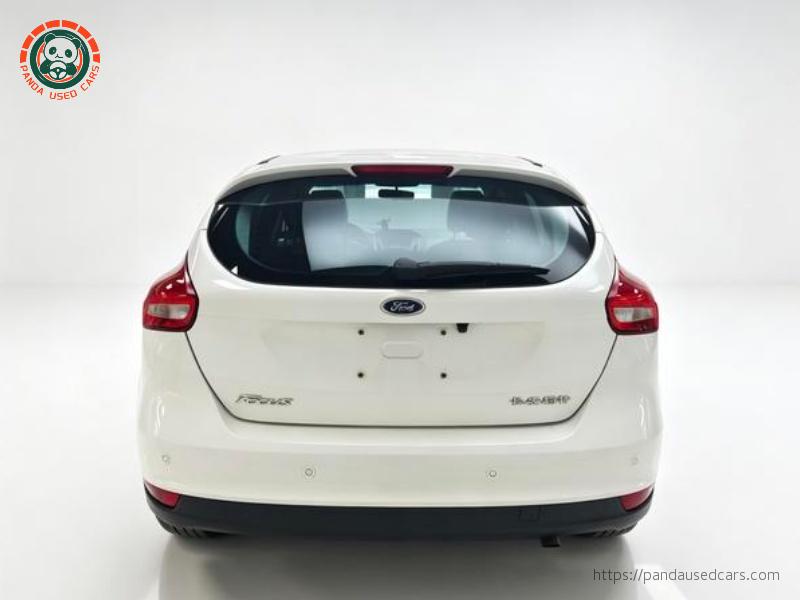 Ford Ford Focus 2015 Hatchback 1.6L Automatic Fashion Edition, 83,100 km