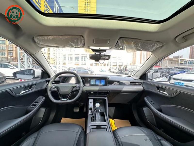 Roewe Roewe i5 2020 1.5L Automatic 4G Connected Flagship Edition