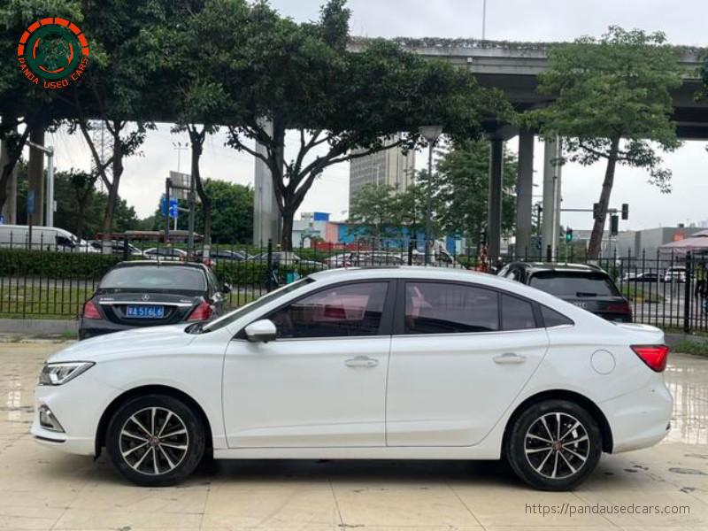 Roewe Roewe i5 2020 1.5L Automatic 4G Connected Flagship Edition