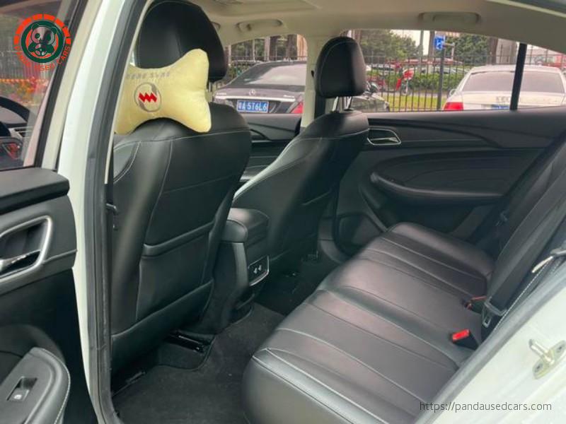 Roewe Roewe i5 2020 1.5L Automatic 4G Connected Flagship Edition
