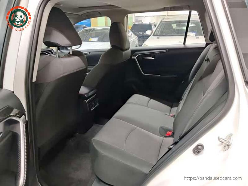 Toyota Toyota RAV4 2021 2.0L CVT 2WD Premium edition