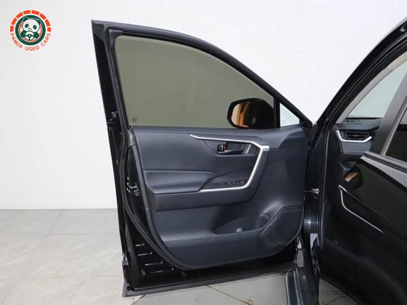 Toyota Toyota RAV4 2023 2.0L CVT 2WD Urban edition