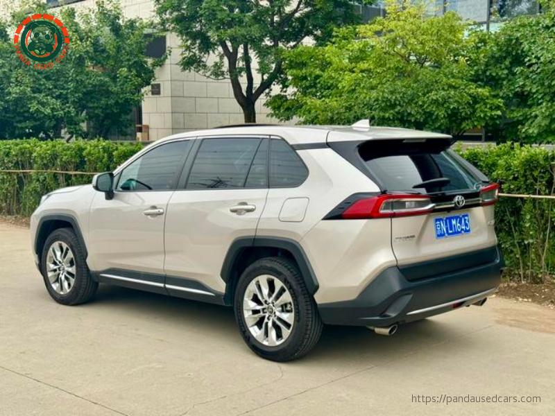 Toyota Wildlander 2020 Model 2.0L 2WD Luxury Edition — 68,100 km