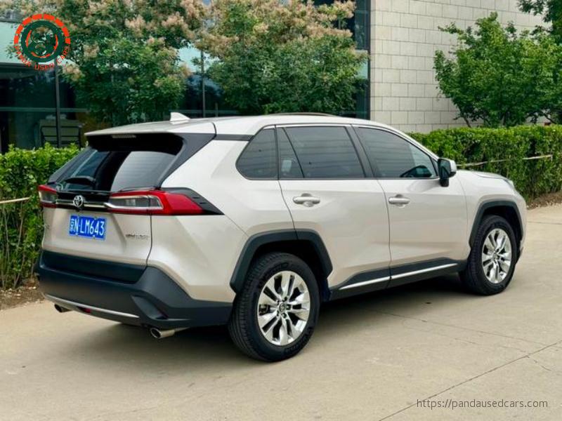 Toyota Wildlander 2020 Model 2.0L 2WD Luxury Edition — 68,100 km
