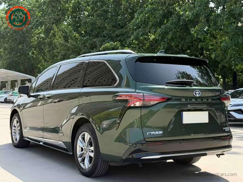 Toyota Toyota Sienna 2021 2.5L Hybrid Platinum Edition