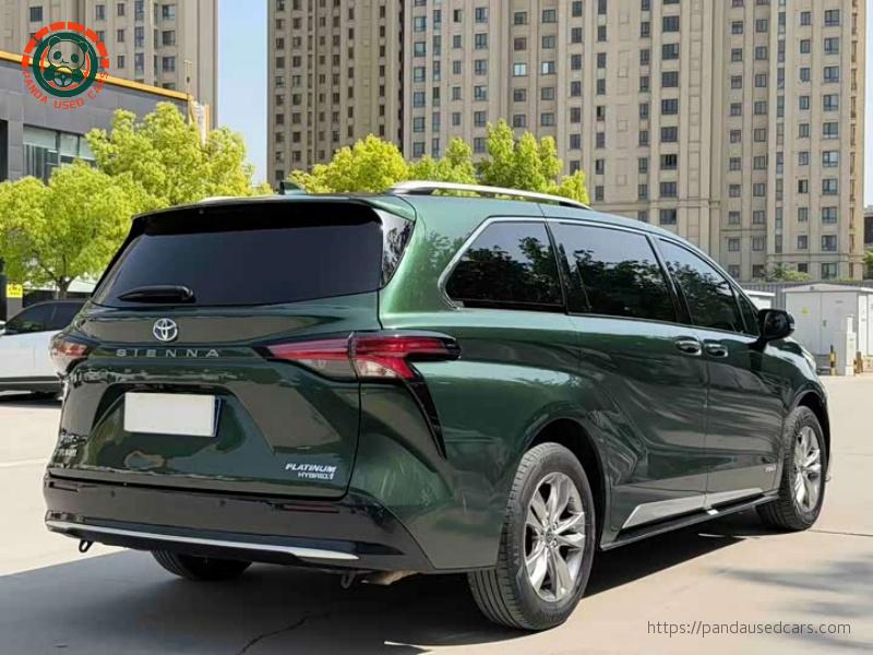 Toyota Toyota Sienna 2021 2.5L Hybrid Platinum Edition