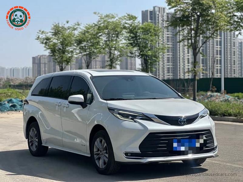 Toyota Toyota Sienna 2024 2.5L Hybrid Comfort Edition