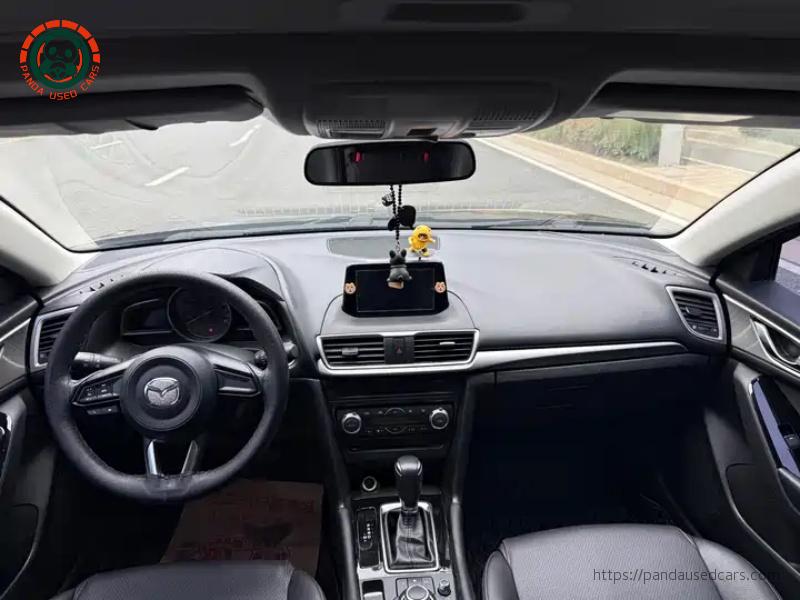 Mazda Mazda 3 Axela 2017 Sedan 1.5L Automatic Luxury Edition