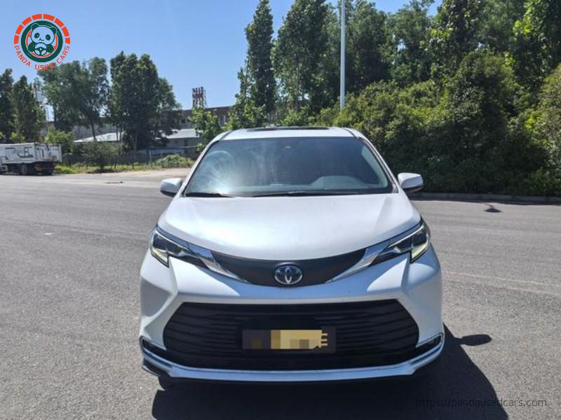 Toyota Toyota Sienna 2024 2.5L Hybrid Comfort Edition