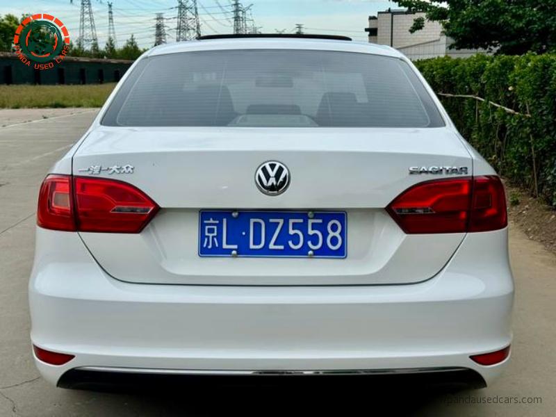 Volkswagen 2012 Volkswagen Sagitar 1.6L Automatic Comfort Edition, 91,200 km