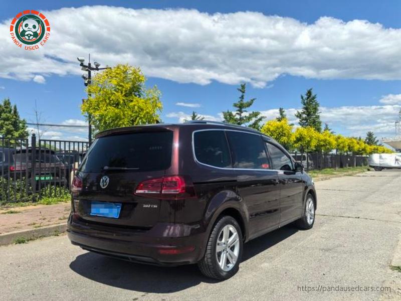 Volkswagen 2018 Sharan 380TSI Comfort 7-seater, 106,100 km