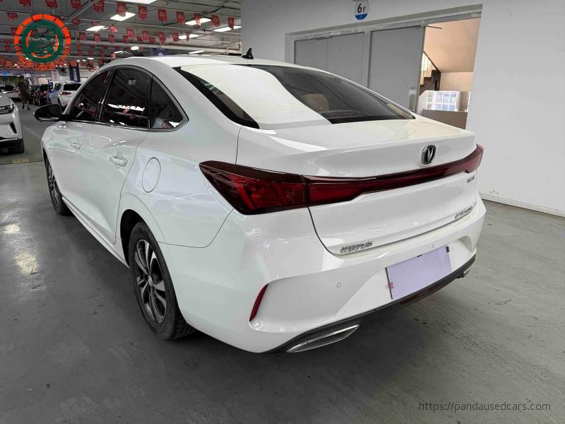 Changan Eado 2022 PLUS Bluecore NE 1.4T GDI DCT Premium Edition