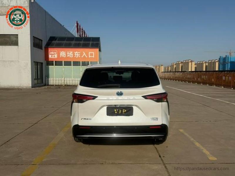 Toyota Toyota Sienna 2023 2.5L Hybrid Premium Edition