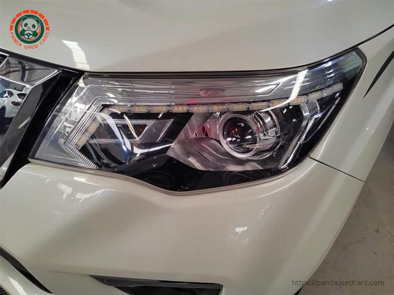Nissan 2020 Terra 2.5L XL Upper 4WD Automatic Luxury Edition