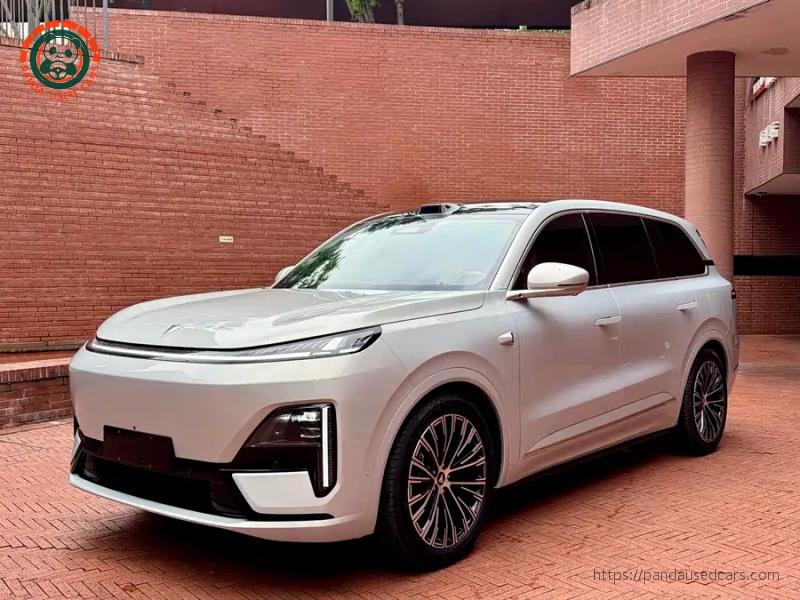 Deepal S09 2025 4WD Ultra+ Custom Edition