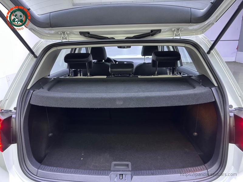 Volkswagen Volkswagen Golf  2017 230TSI Automatic Luxury Millionth Edition