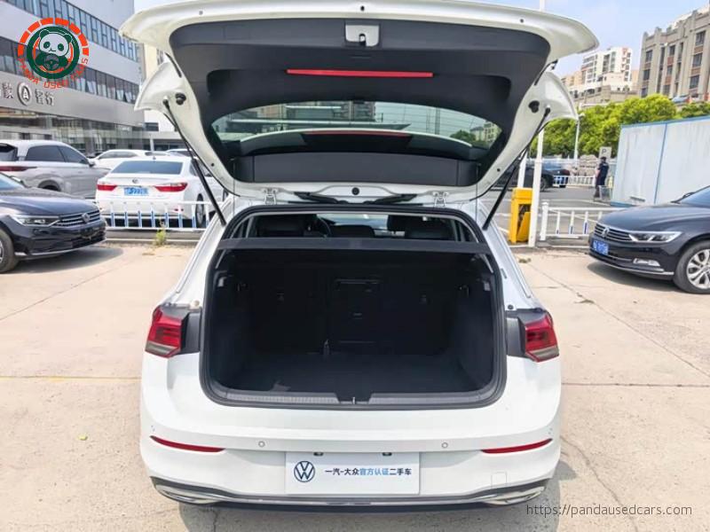 Volkswagen Volkswagen Golf Mk8 2024 1.4 TSI Style 7-speed DSG Special Edition