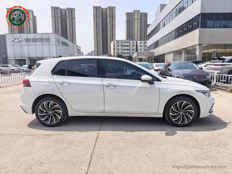 Volkswagen Volkswagen Golf Mk8 2024 1.4 TSI Style 7-speed DSG Special Edition