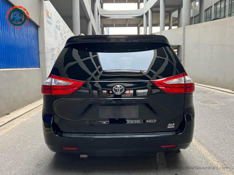 Toyota Toyota Sienna 2015 3.5L V6 LE AWD Minivan