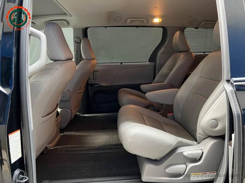 Toyota Toyota Sienna 2015 3.5L V6 LE AWD Minivan