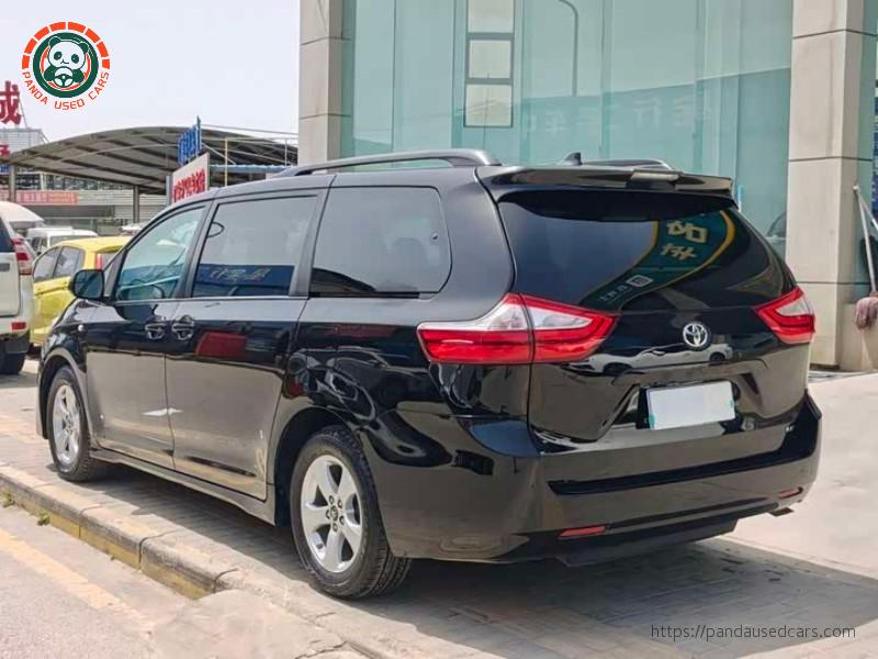 Toyota Toyota Sienna 2018 3.5L V6 FWD / AWD (US Spec)