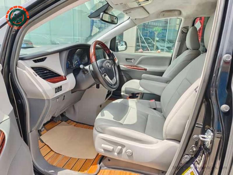 Toyota Toyota Sienna 2018 3.5L V6 FWD / AWD (US Spec)