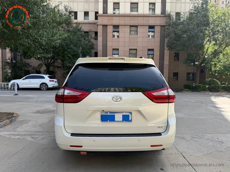 Toyota Toyota Sienna 2019 3.5L V6 FWD (L / LE / XLE / Limited)