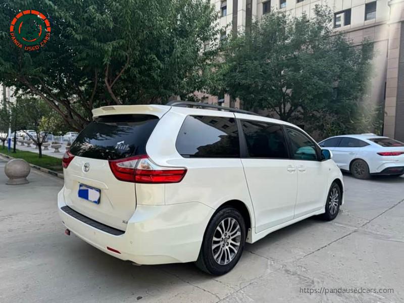 Toyota Toyota Sienna 2019 3.5L V6 FWD (L / LE / XLE / Limited)