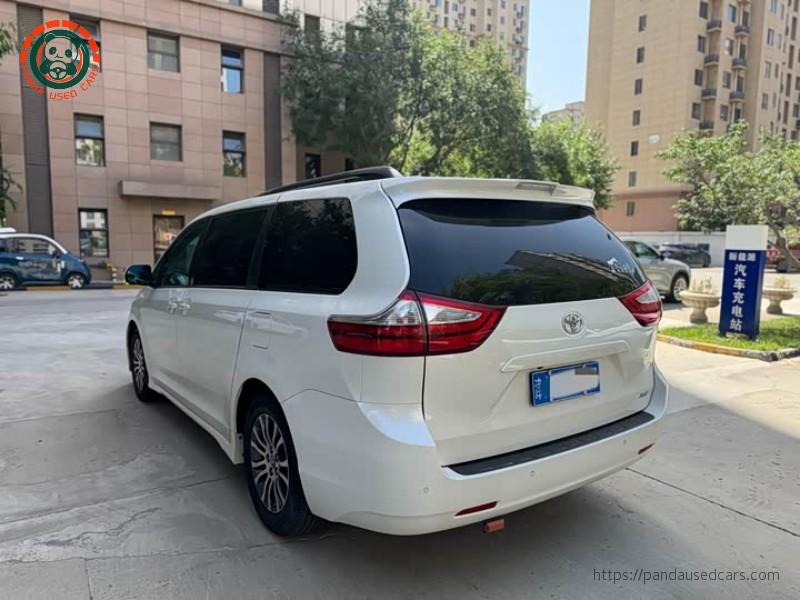 Toyota Toyota Sienna 2019 3.5L V6 FWD (L / LE / XLE / Limited)