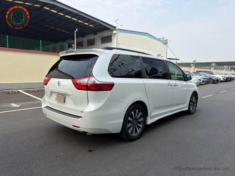 Toyota Toyota Sienna L 2015 FWD 7-Passenger 3.5L V6 edition