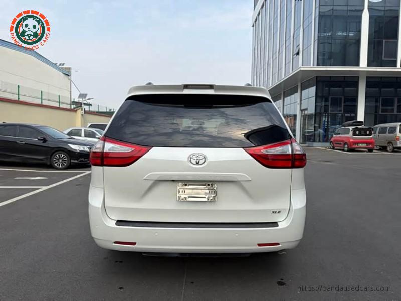 Toyota Toyota Sienna L 2015 FWD 7-Passenger 3.5L V6 edition