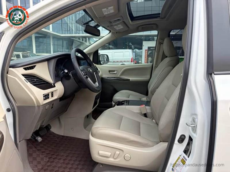 Toyota Toyota Sienna L 2015 FWD 7-Passenger 3.5L V6 edition
