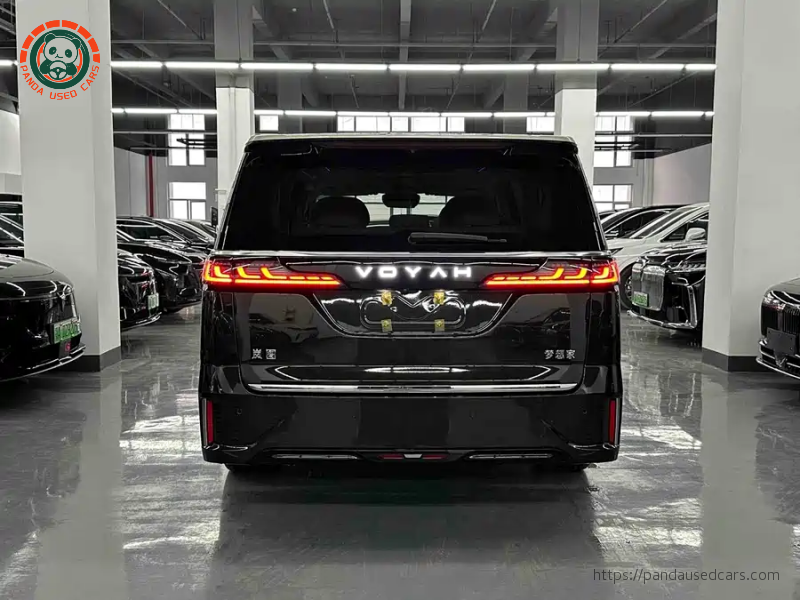 Voyah 2025 Lantu Dreamer EV 4WD Flagship Kunpeng Edition