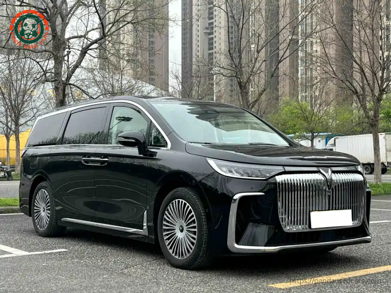 Voyah 2025 Lantu Dreamer EV 4WD Flagship Kunpeng Edition