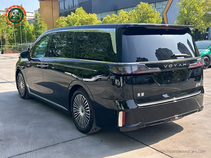 Voyah 2025 Lantu Dreamer EV 4WD Flagship Kunpeng Edition