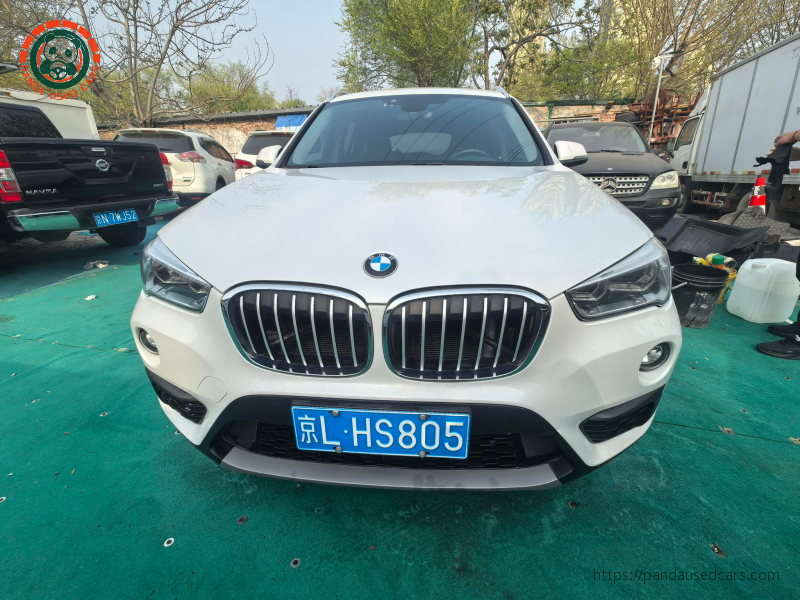 BMW BMW X1 2019 sDrive20Li Leading Edition, 121,000 km