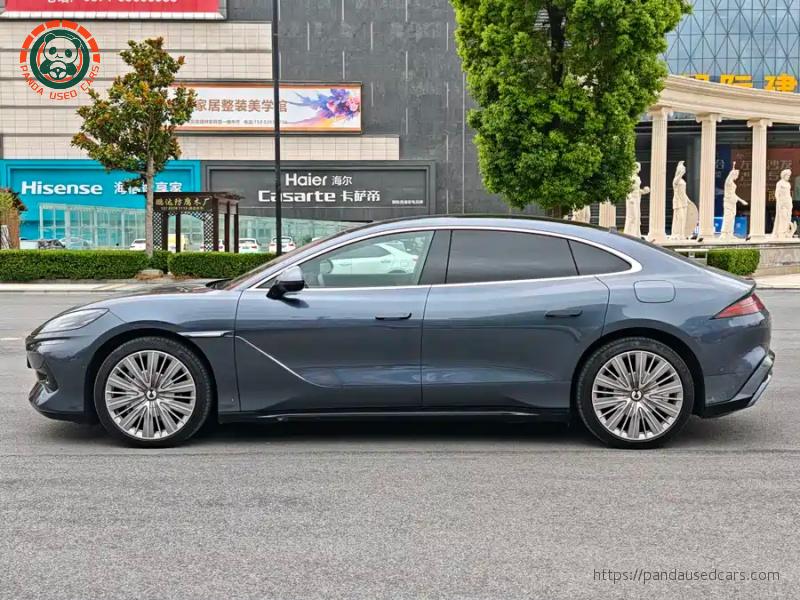 Denza Denza Z9 2024 1100km AWD Ultra Version