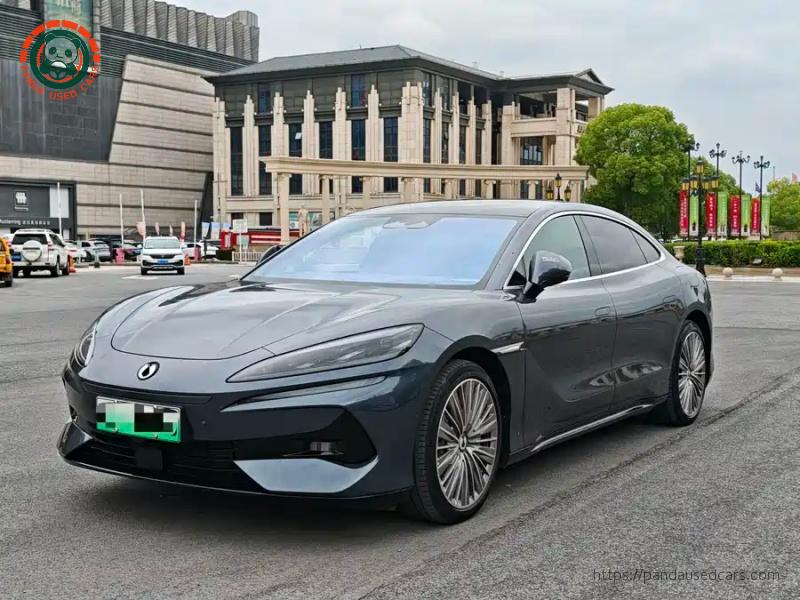 Denza Denza Z9 2024 1100km AWD Ultra Version