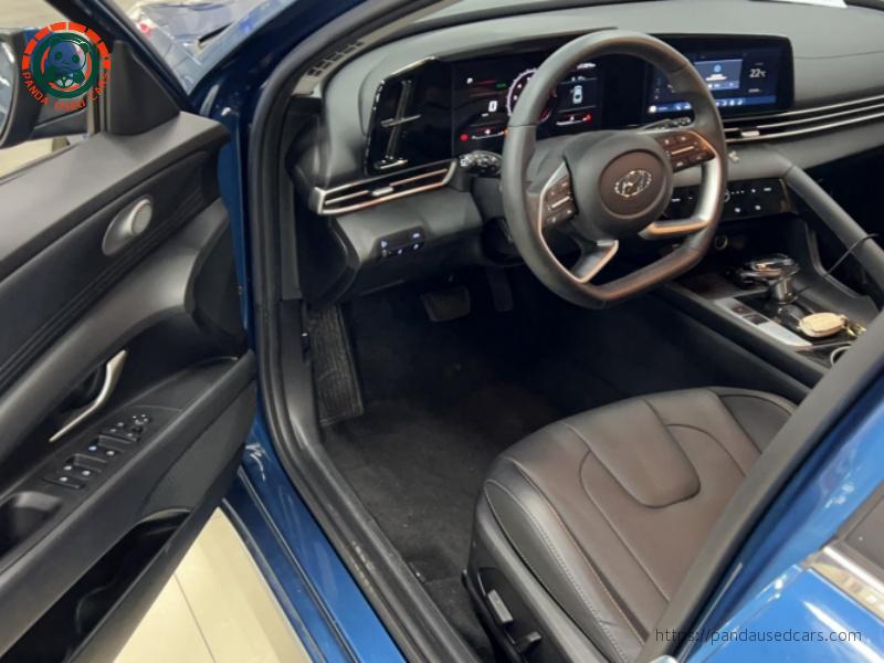 Hyundai Hyundai Elantra 2022 1.5L CVT LUX Premium