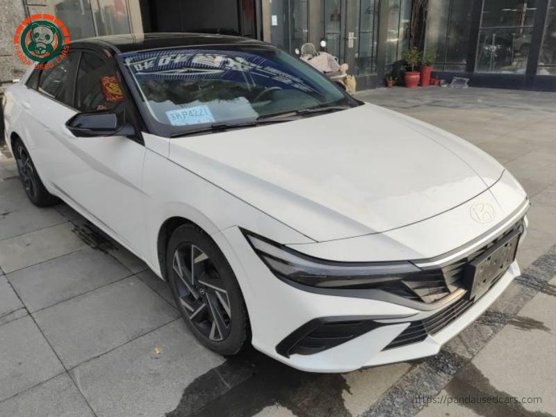 Hyundai Hyundai Elantra 2023 1.5L CVT TOP Flagship