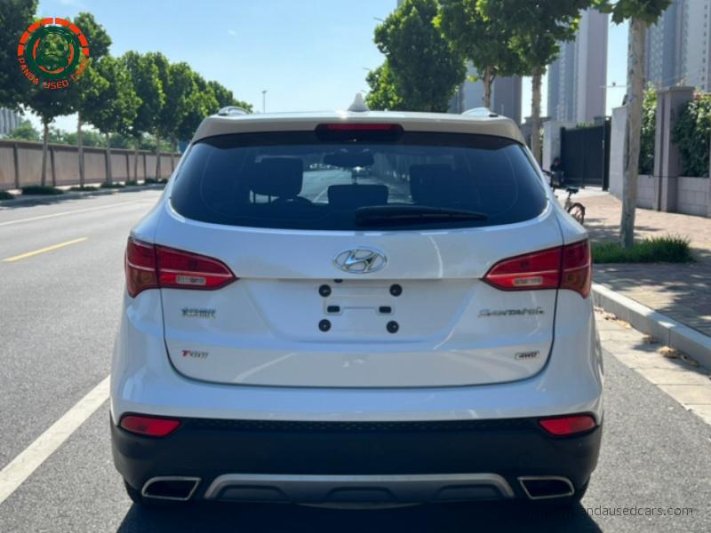Hyundai Hyundai Santa Fe 2015 2.0T AT AWD Smart 7-Seat