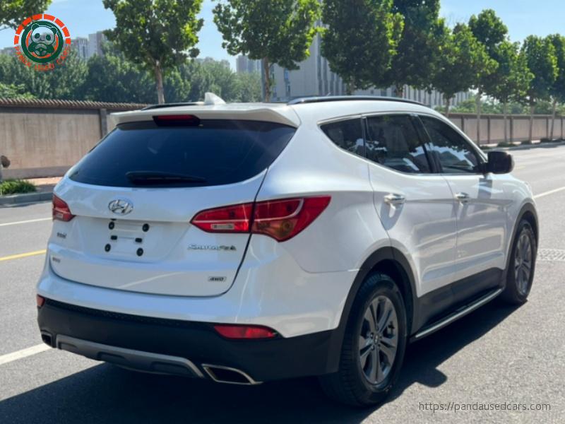 Hyundai Hyundai Santa Fe 2015 2.0T AT AWD Smart 7-Seat