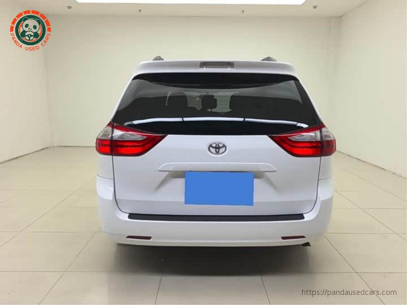 Toyota Toyota Sienna 2015 LE FWD 8‑Passenger 3.5L V6