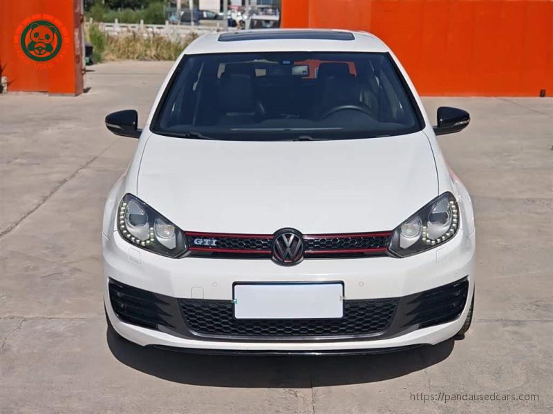 Volkswagen 2012 Volkswagen Golf GTI 2.0TSI