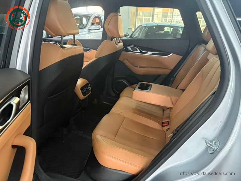 Geely Geely Boyue L 2025 4th Generation 1.5TD 7DCT Yangfan Edition
