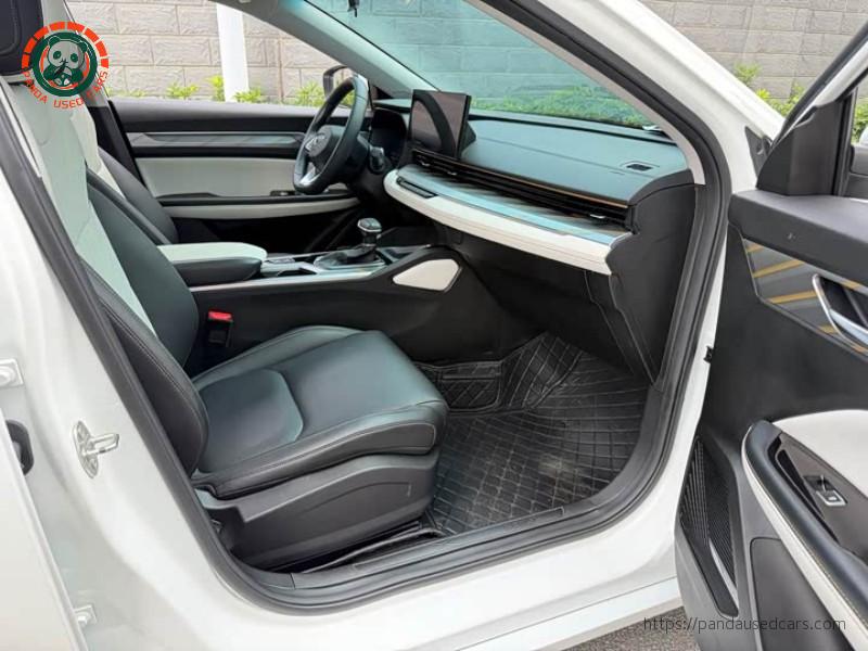 Geely Geely Emgrand L 2022 1.4T CVT Premium Edition