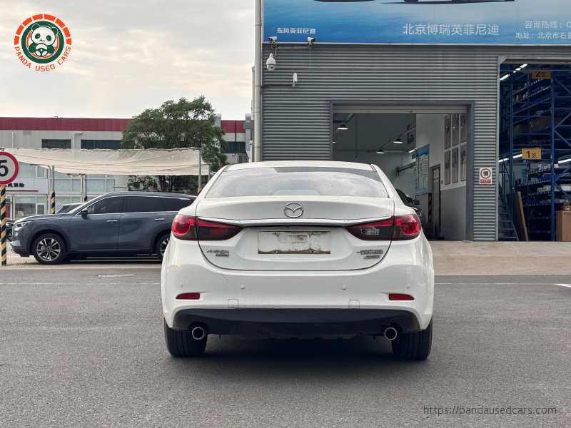 Mazda Mazda Atenza 2014 2.0L Blue Sky Fashion Edition, 76,600 km