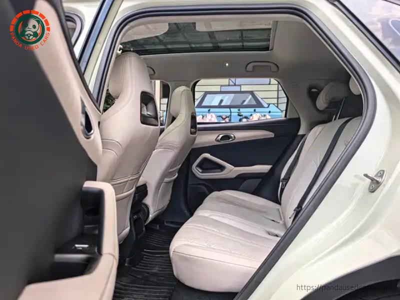 BYD 2024 BYD Yuan UP 401KM Beyond Edition